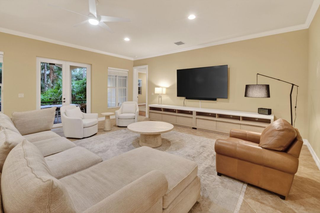 En Renta: $8,000 (2 camas, 2 baños, 2396 Pies cuadrados)