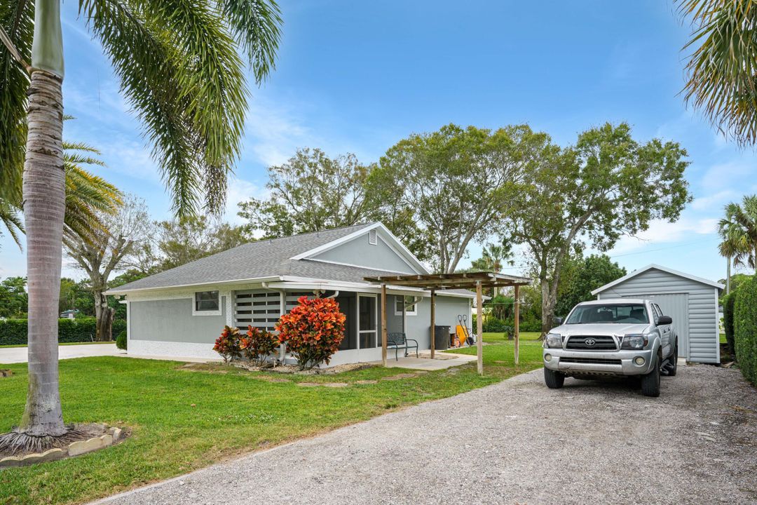 На продажу: $395,000 (3 спален, 2 ванн, 1390 Квадратных фут)