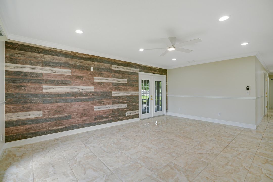 На продажу: $395,000 (3 спален, 2 ванн, 1390 Квадратных фут)