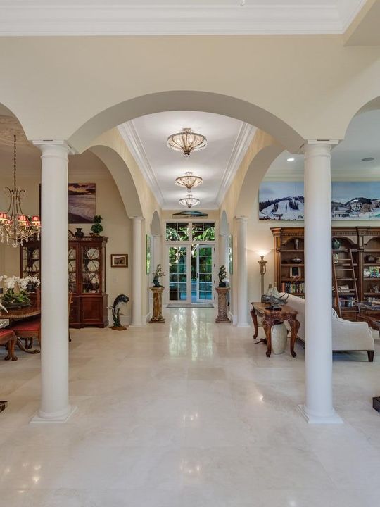 На продажу: $4,000,000 (5 спален, 5 ванн, 5006 Квадратных фут)