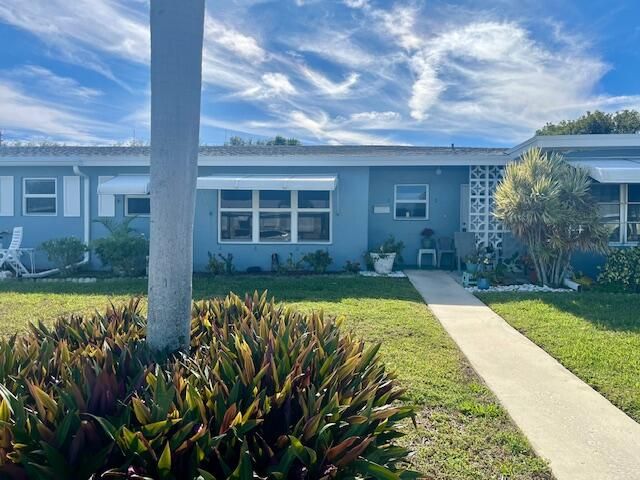 Active With Contract: $89,000 (1 beds, 1 baths, 954 Square Feet)