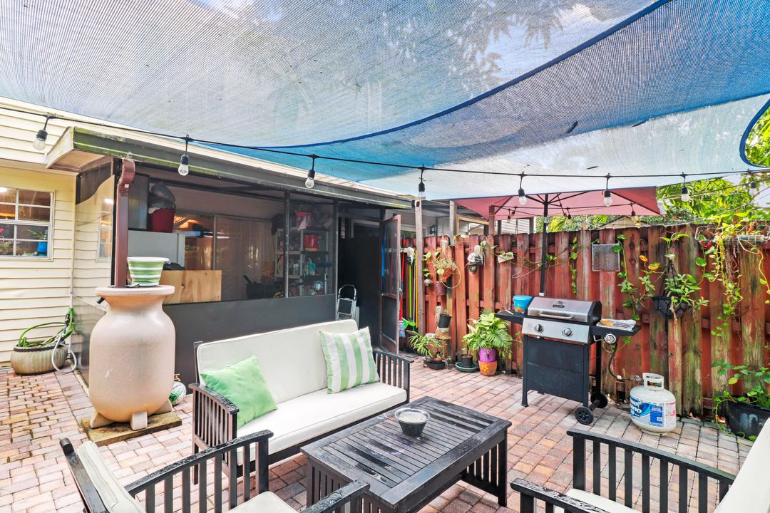 En Venta: $319,000 (3 camas, 2 baños, 1168 Pies cuadrados)