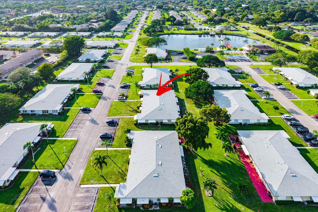 For Sale: $210,000 (2 beds, 2 baths, 1175 Square Feet)