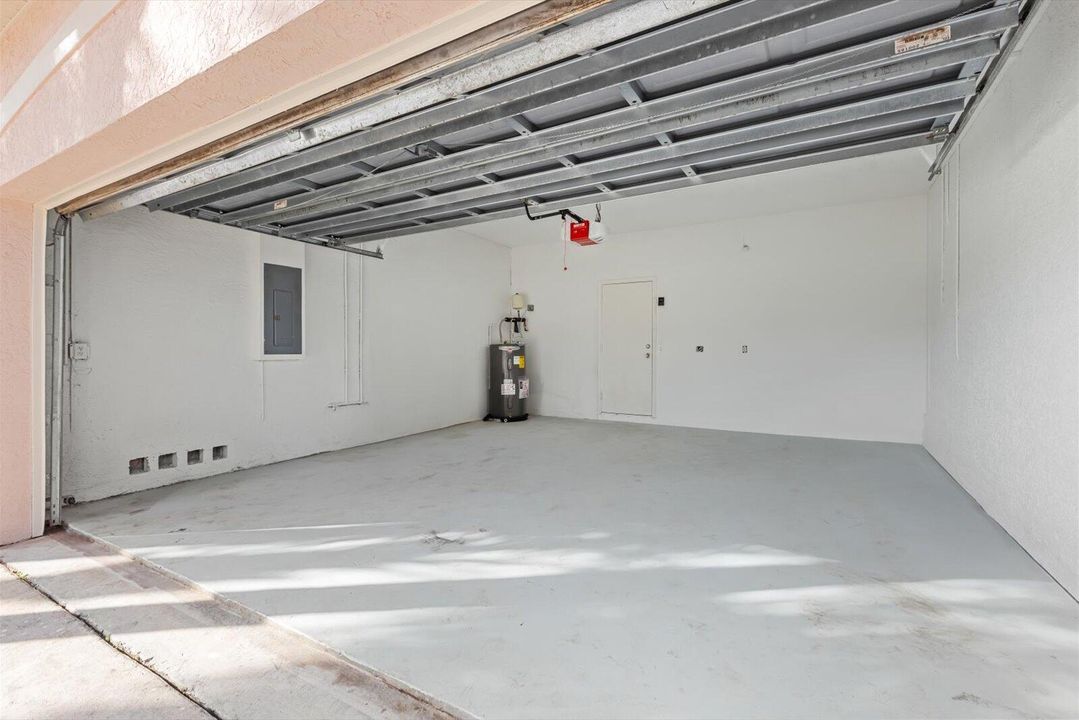 待售: $565,000 (4 贝兹, 2 浴室, 2118 平方英尺)