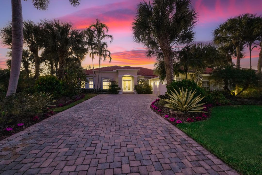 For Sale: $1,634,999 (3 beds, 3 baths, 3576 Square Feet)