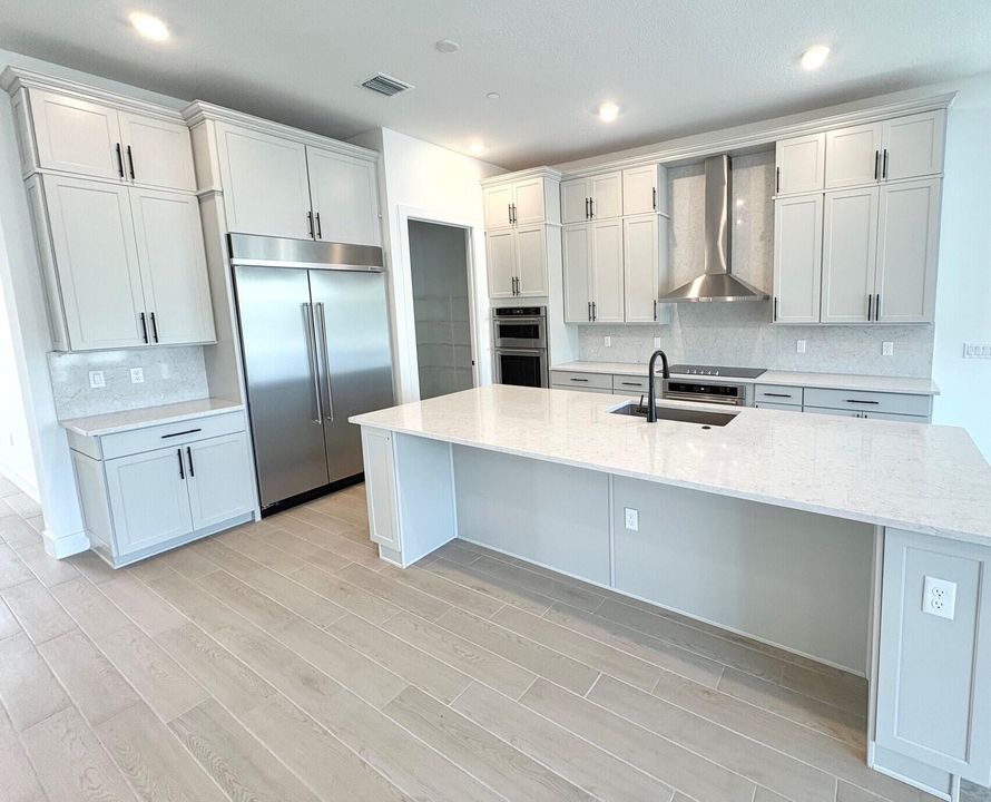 待售: $1,650,630 (3 贝兹, 3 浴室, 2483 平方英尺)