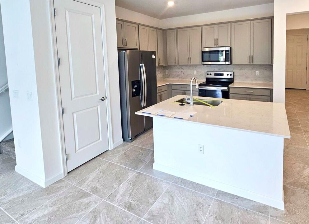 En Venta: $390,280 (3 camas, 2 baños, 1550 Pies cuadrados)