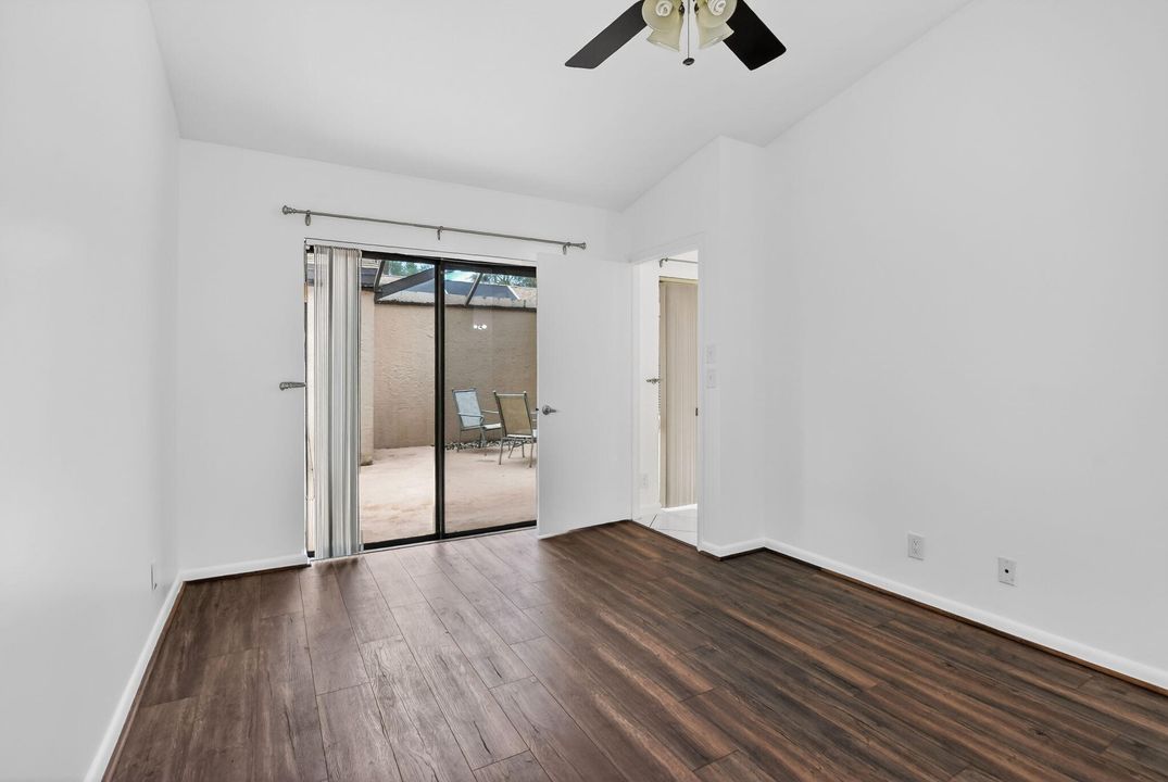 For Sale: $275,000 (2 beds, 2 baths, 1106 Square Feet)