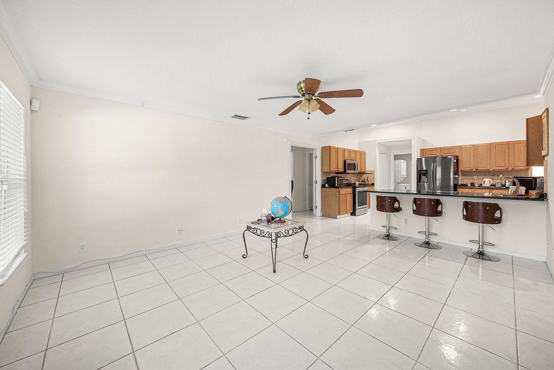 待售: $734,999 (4 贝兹, 3 浴室, 2391 平方英尺)