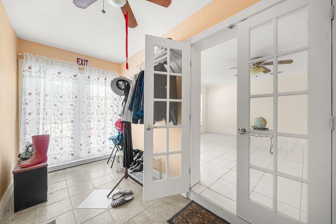 待售: $734,999 (4 贝兹, 3 浴室, 2391 平方英尺)