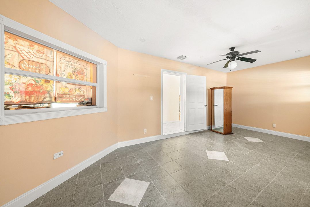 待售: $734,999 (4 贝兹, 3 浴室, 2391 平方英尺)