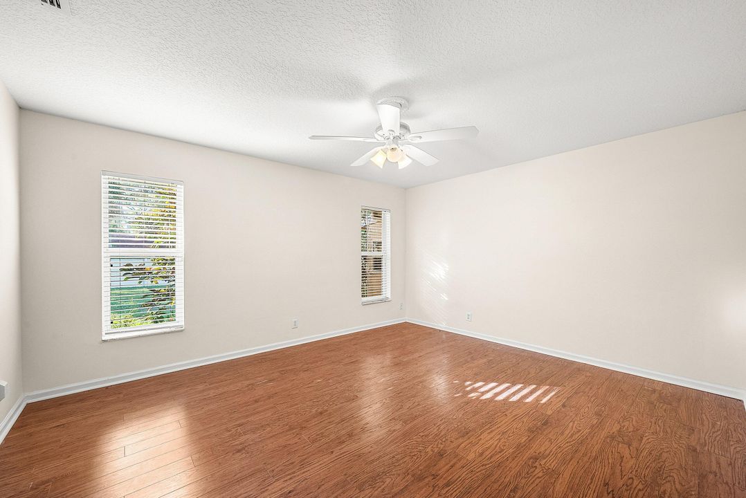 待售: $734,999 (4 贝兹, 3 浴室, 2391 平方英尺)