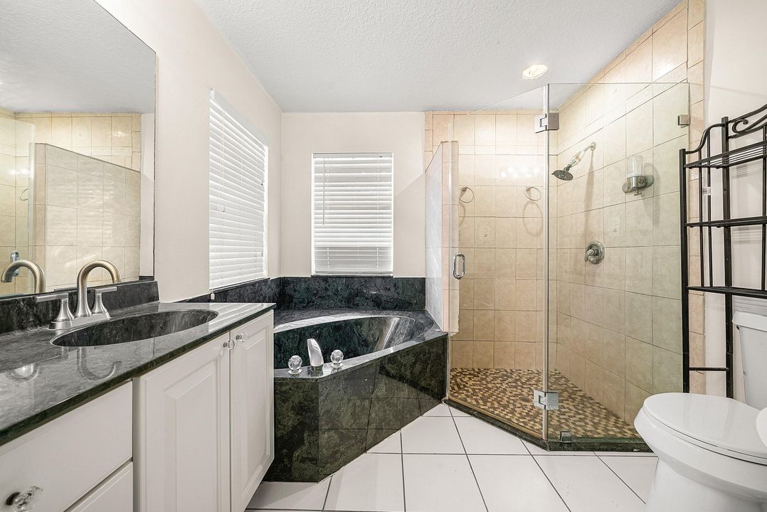 待售: $734,999 (4 贝兹, 3 浴室, 2391 平方英尺)