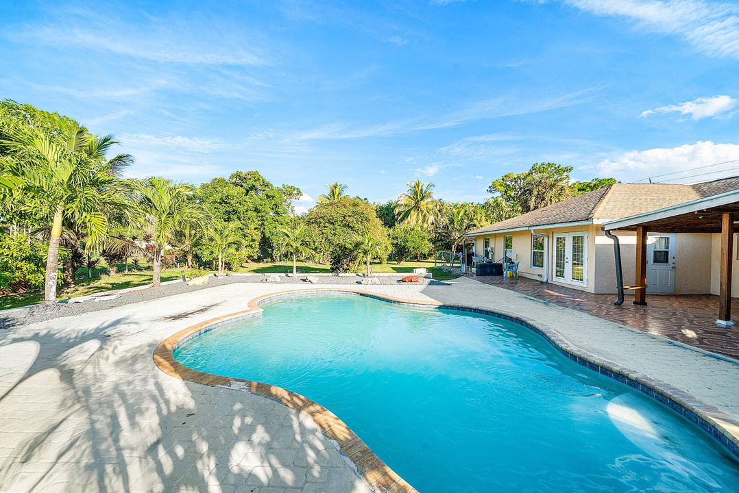 待售: $734,999 (4 贝兹, 3 浴室, 2391 平方英尺)