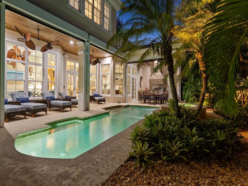 На продажу: $4,000,000 (5 спален, 5 ванн, 5006 Квадратных фут)