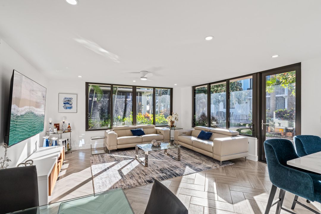 待售: $1,375,000 (2 贝兹, 2 浴室, 1264 平方英尺)