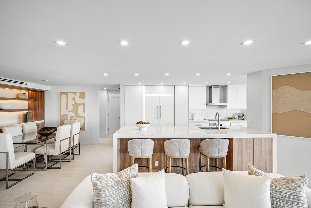 For Sale: $4,400,000 (4 beds, 4 baths, 2925 Square Feet)