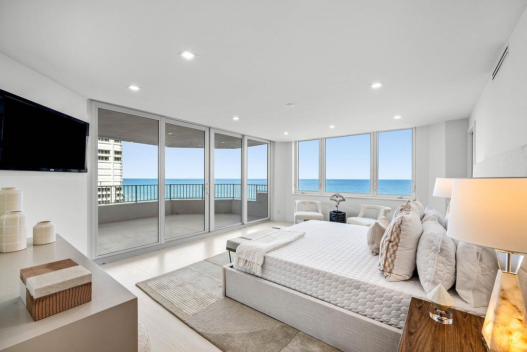 For Sale: $4,400,000 (4 beds, 4 baths, 2925 Square Feet)