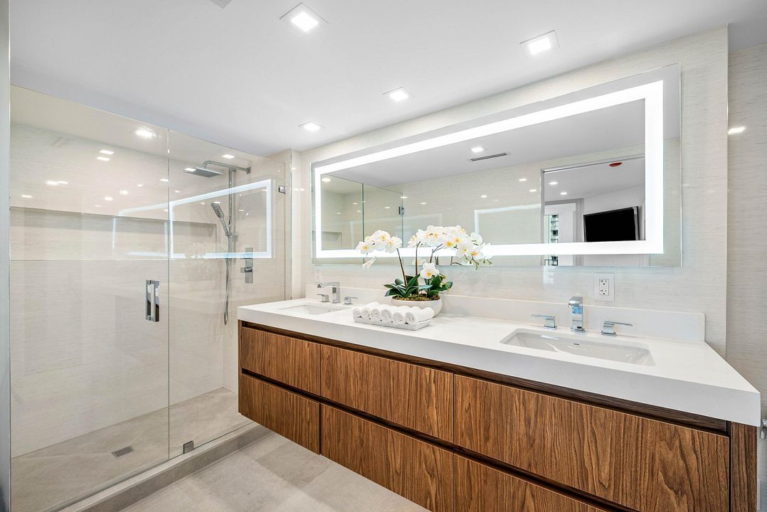 For Sale: $4,400,000 (4 beds, 4 baths, 2925 Square Feet)