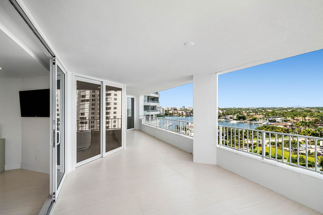 For Sale: $4,400,000 (4 beds, 4 baths, 2925 Square Feet)