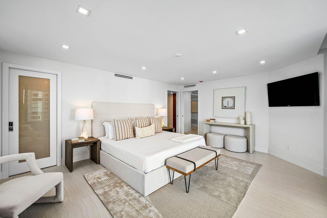 For Sale: $4,400,000 (4 beds, 4 baths, 2925 Square Feet)