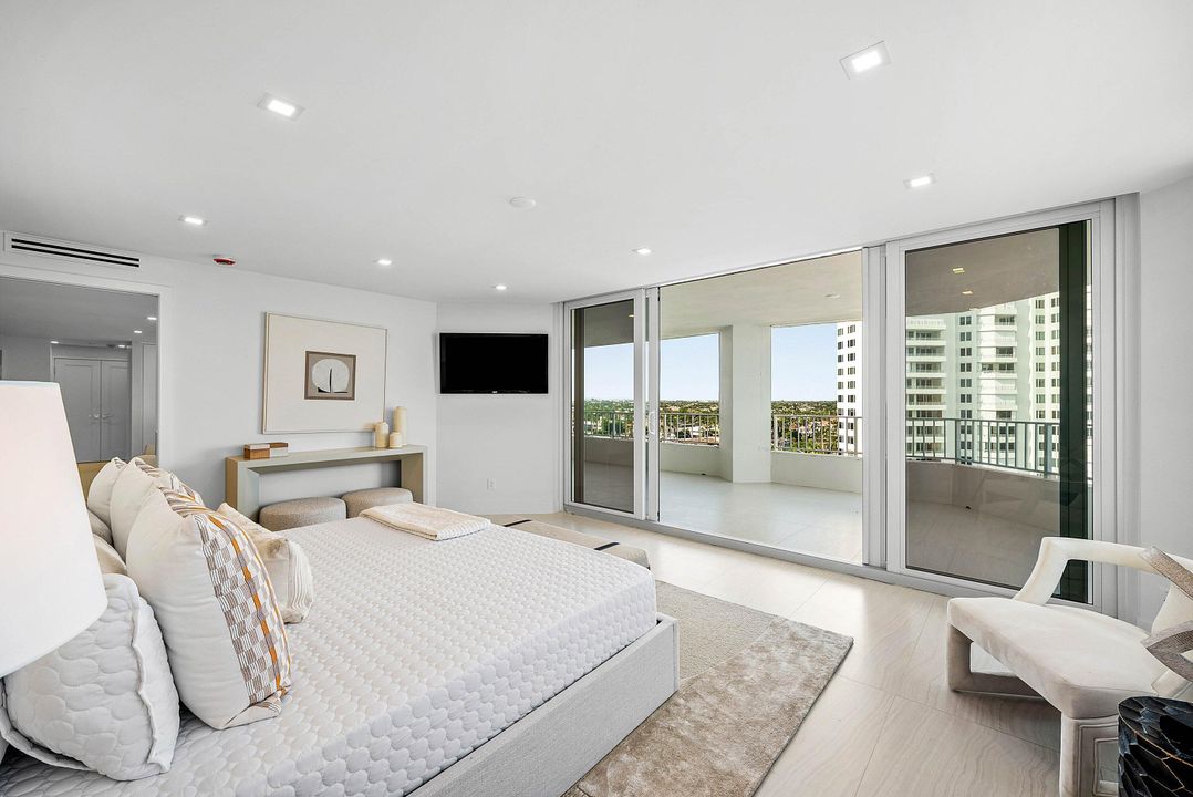 For Sale: $4,400,000 (4 beds, 4 baths, 2925 Square Feet)