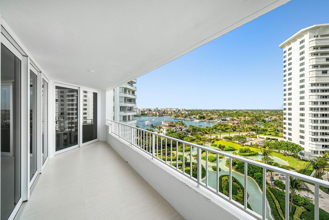 For Sale: $4,400,000 (4 beds, 4 baths, 2925 Square Feet)