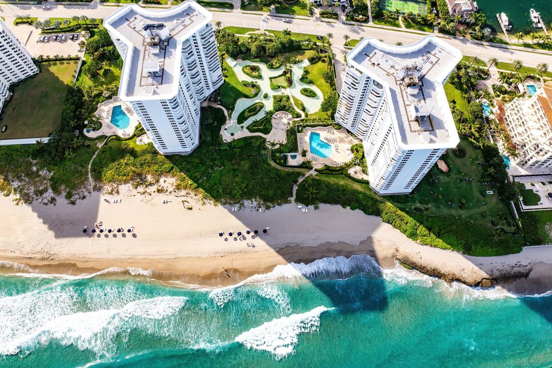 For Sale: $4,400,000 (4 beds, 4 baths, 2925 Square Feet)