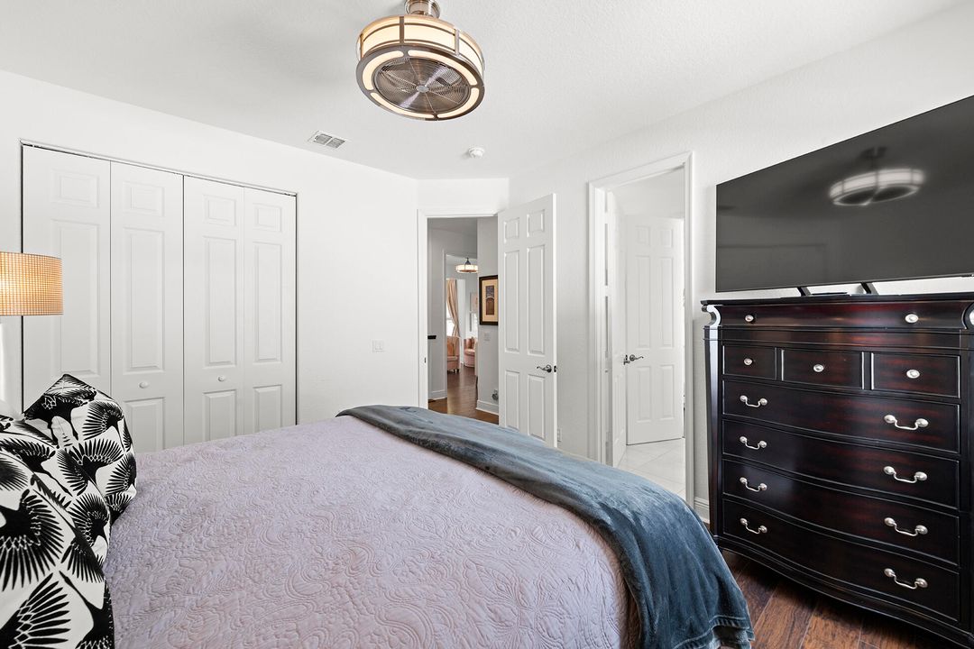 На продажу: $660,000 (5 спален, 3 ванн, 3143 Квадратных фут)