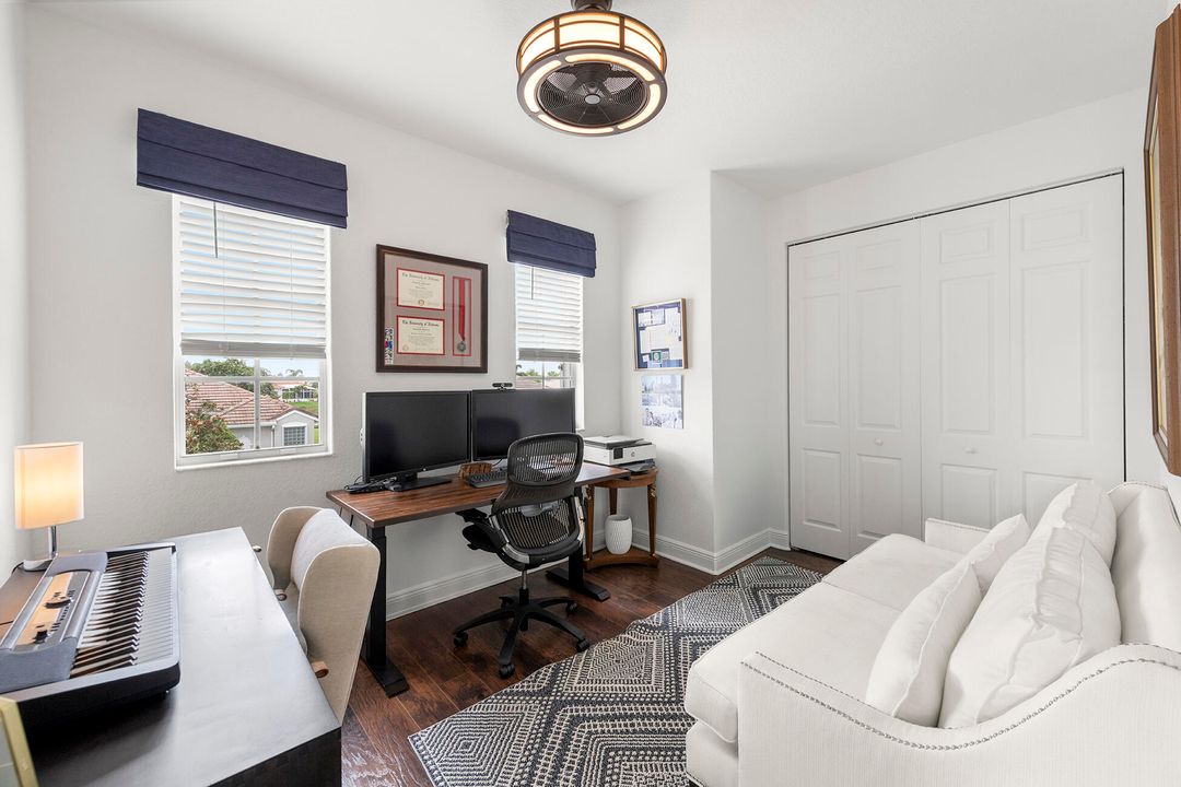 На продажу: $660,000 (5 спален, 3 ванн, 3143 Квадратных фут)