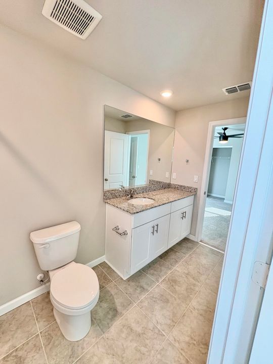 For Rent: $3,000 (3 beds, 2 baths, 1804 Square Feet)