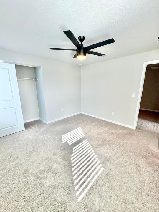 For Rent: $3,000 (3 beds, 2 baths, 1804 Square Feet)