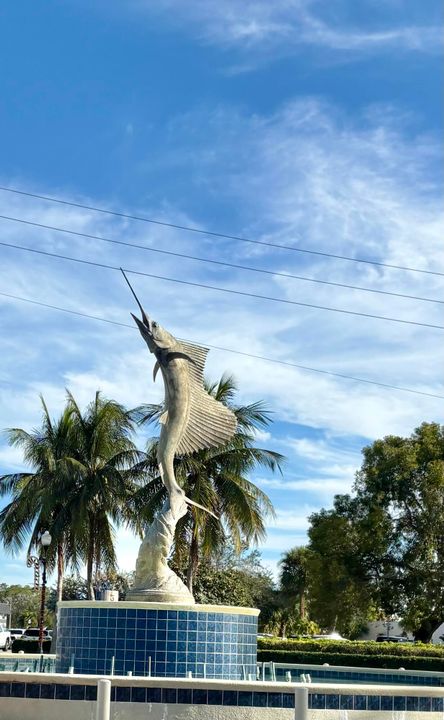 For Rent: $3,000 (3 beds, 2 baths, 1804 Square Feet)