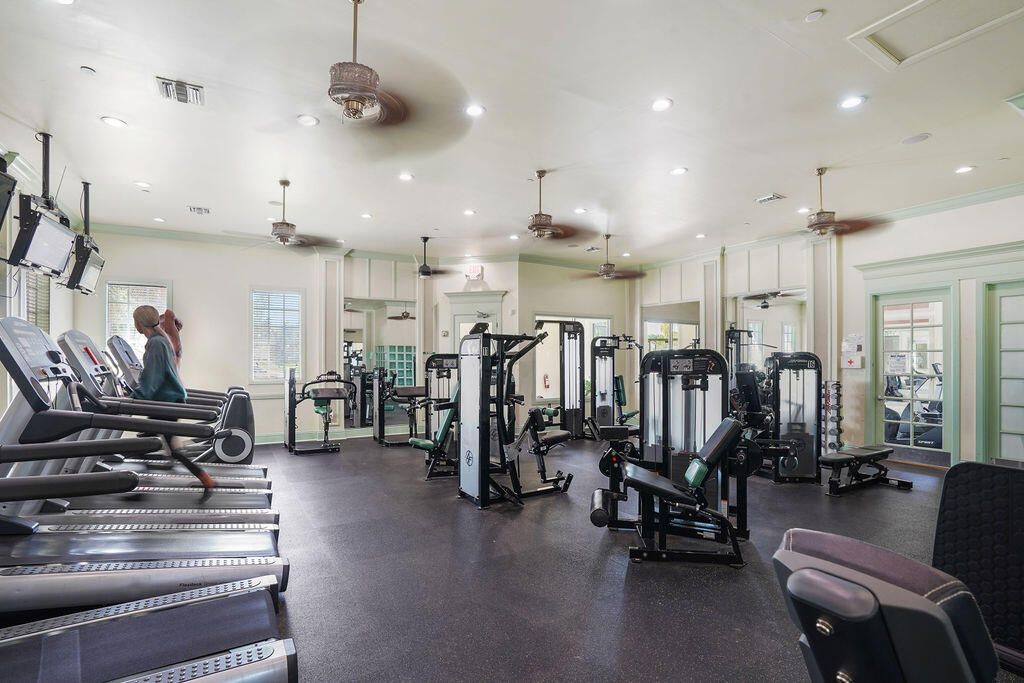 На продажу: $660,000 (5 спален, 3 ванн, 3143 Квадратных фут)