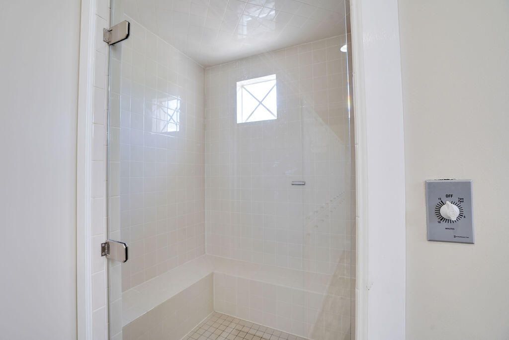 На продажу: $660,000 (5 спален, 3 ванн, 3143 Квадратных фут)