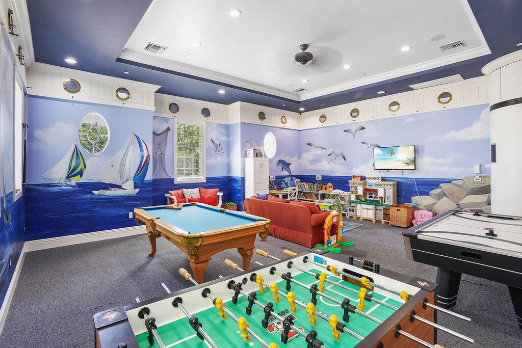 На продажу: $660,000 (5 спален, 3 ванн, 3143 Квадратных фут)