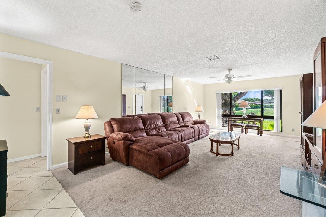 For Sale: $240,000 (2 beds, 2 baths, 1400 Square Feet)