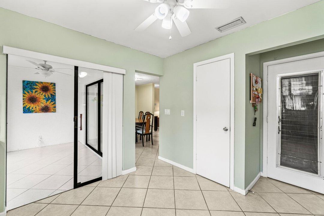 For Sale: $240,000 (2 beds, 2 baths, 1400 Square Feet)