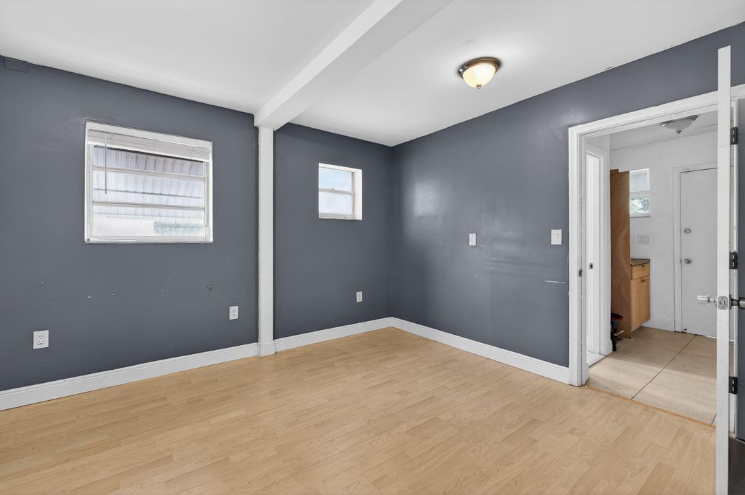 For Rent: $2,950 (3 beds, 2 baths, 1504 Square Feet)