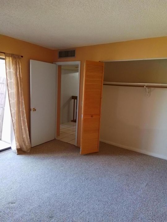 В аренду: $1,500 (2 спален, 1 ванн, 1328 Квадратных фут)