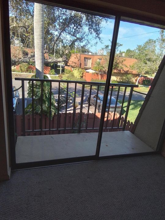 В аренду: $1,500 (2 спален, 1 ванн, 1328 Квадратных фут)