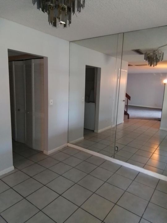 В аренду: $1,500 (2 спален, 1 ванн, 1328 Квадратных фут)