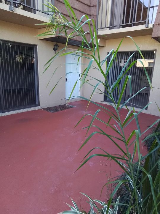 В аренду: $1,500 (2 спален, 1 ванн, 1328 Квадратных фут)