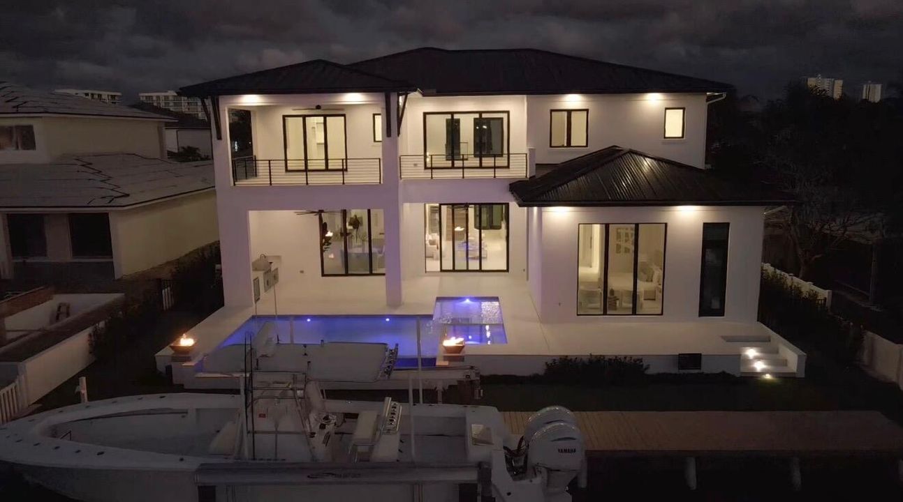 待售: $7,500,000 (5 贝兹, 6 浴室, 5020 平方英尺)