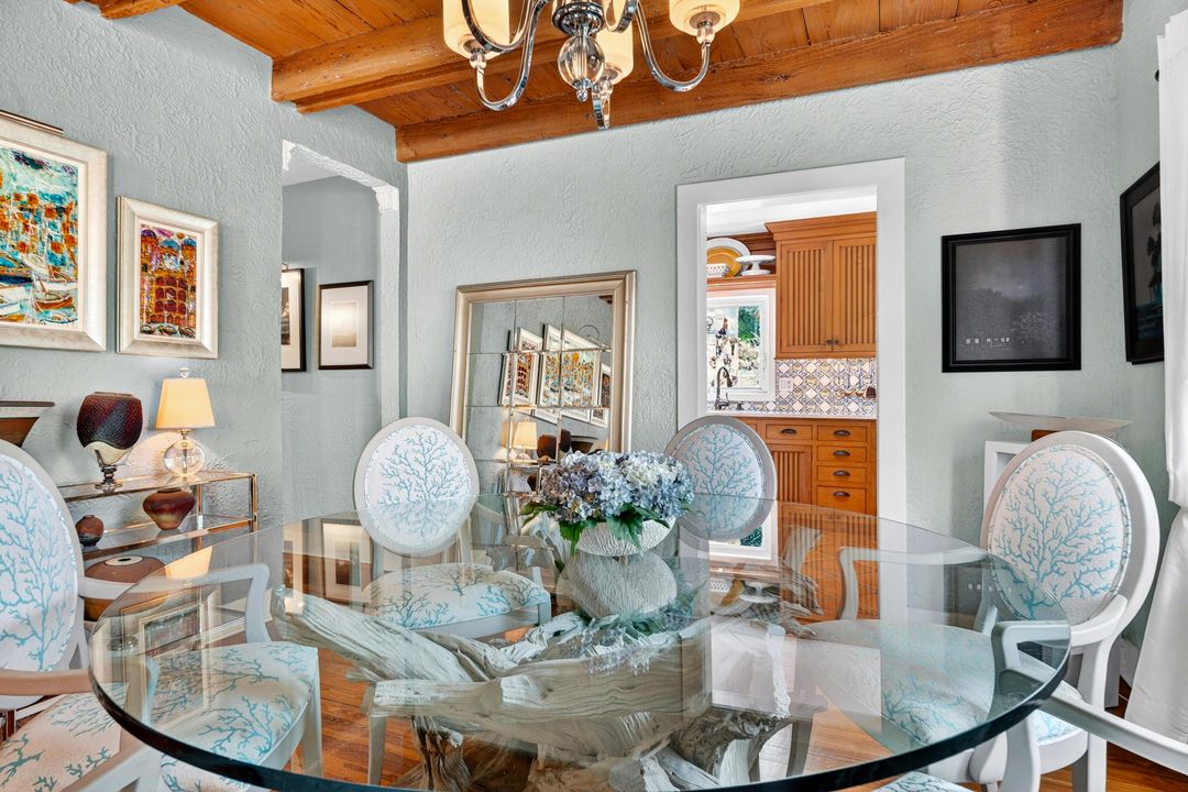 For Sale: $2,250,000 (3 beds, 3 baths, 1918 Square Feet)