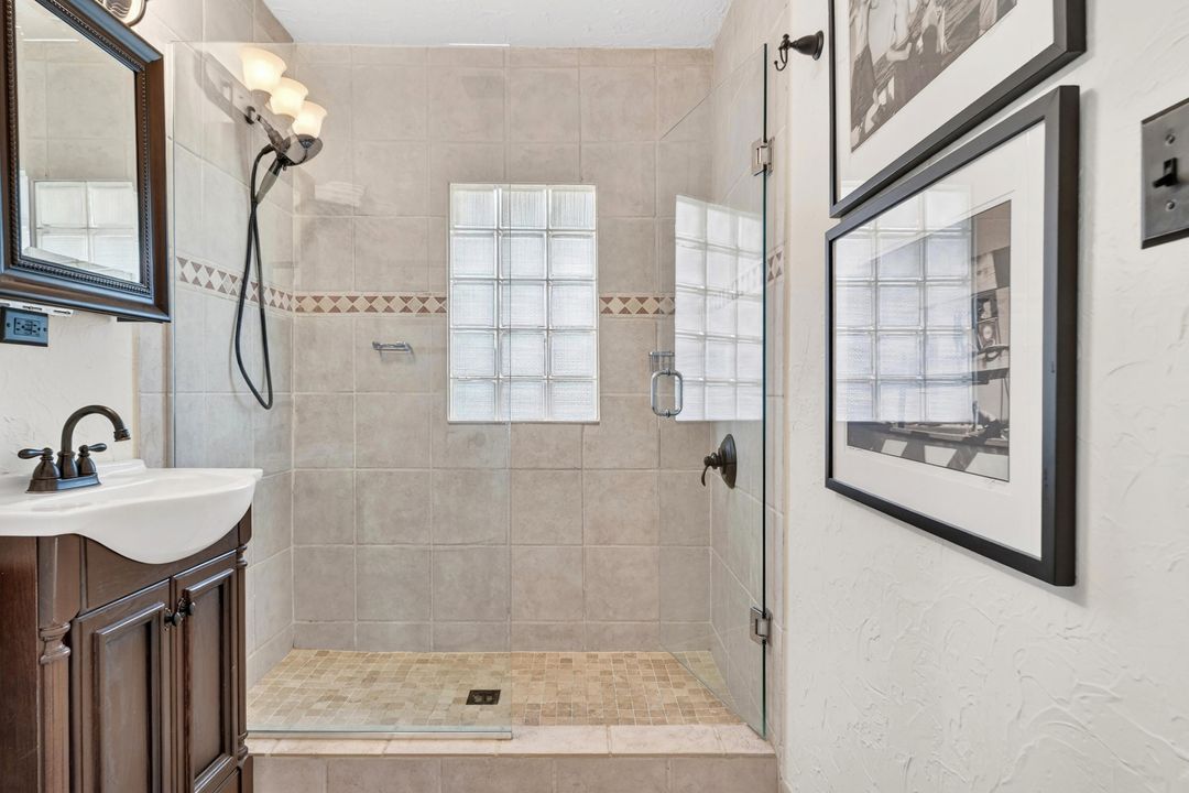 For Sale: $2,250,000 (3 beds, 3 baths, 1918 Square Feet)