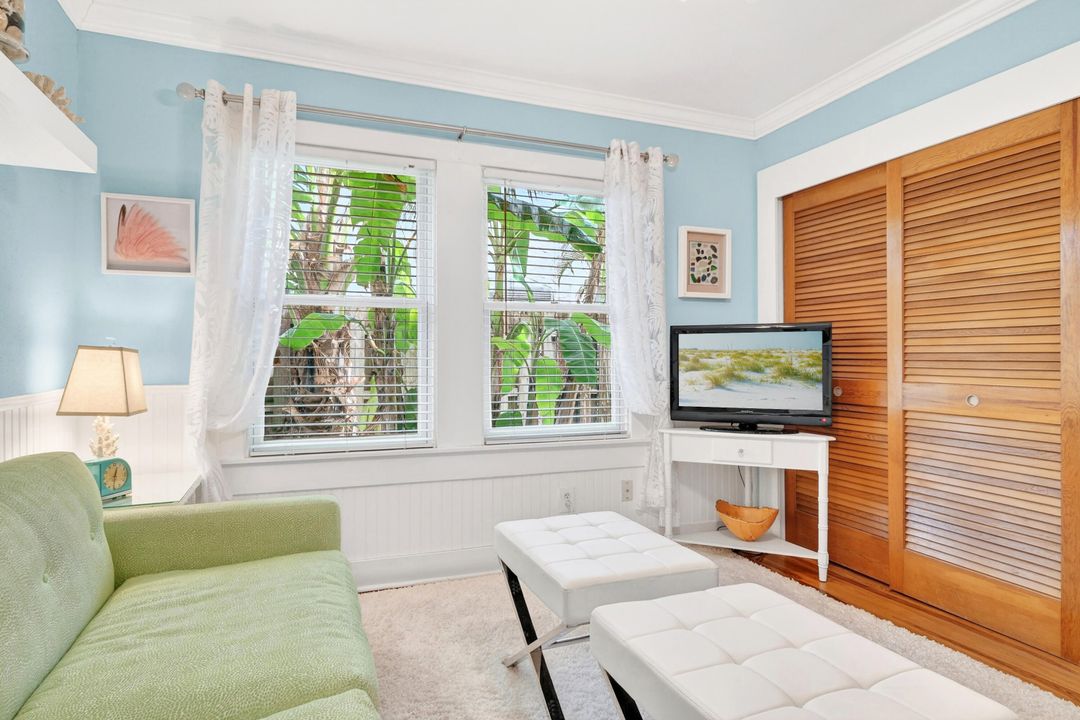 For Sale: $2,250,000 (3 beds, 3 baths, 1918 Square Feet)