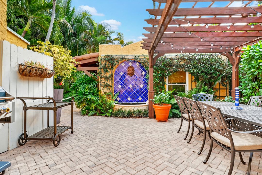 For Sale: $2,250,000 (3 beds, 3 baths, 1918 Square Feet)