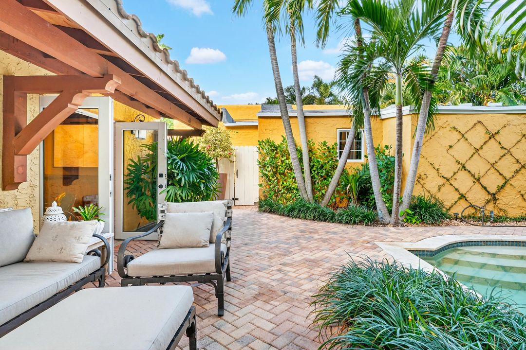 For Sale: $2,250,000 (3 beds, 3 baths, 1918 Square Feet)