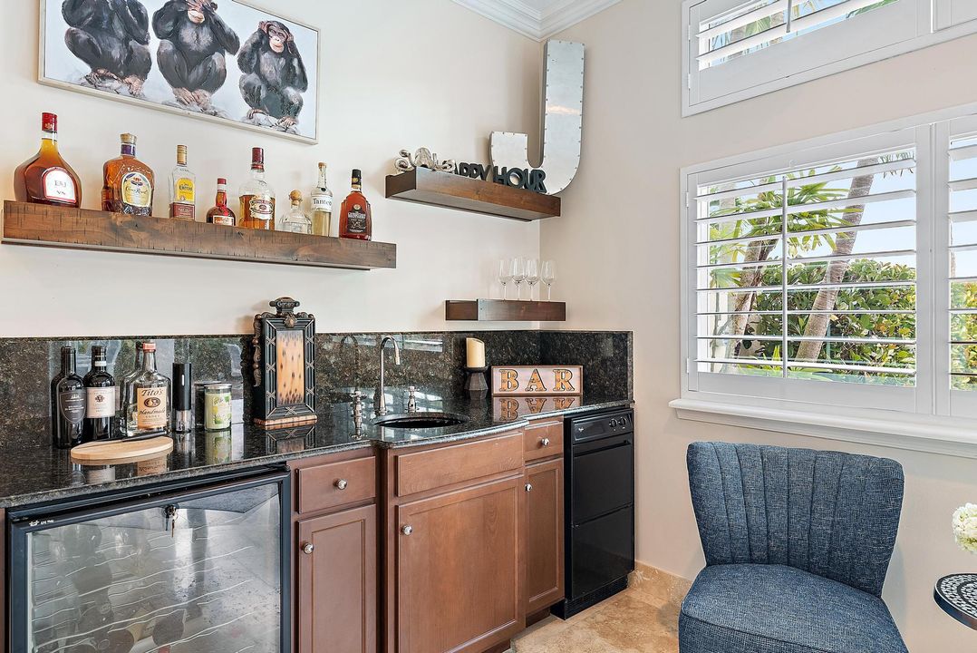 En Venta: $2,350,000 (3 camas, 2 baños, 2654 Pies cuadrados)